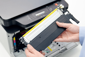 Top 10 întrebări despre cartușe toner compatibile: preț, calitate, compatibilitate 